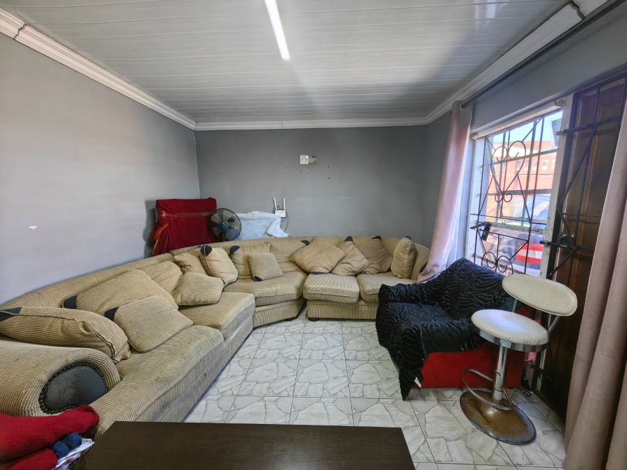 3 Bedroom Property for Sale in Beacon Valley Western Cape